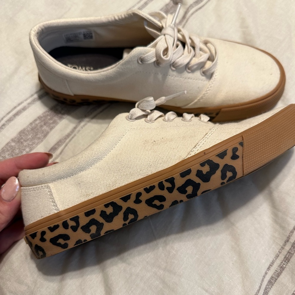 Tom’s Cheetah Print Sole
